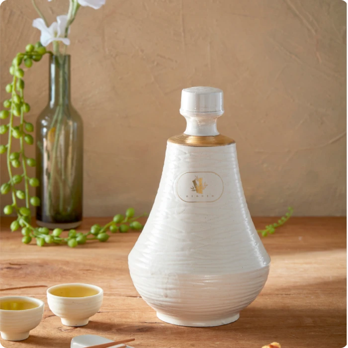 Jukryeokgo 40 porcelain set